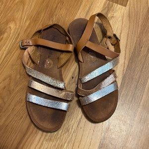 Women’s Sandals